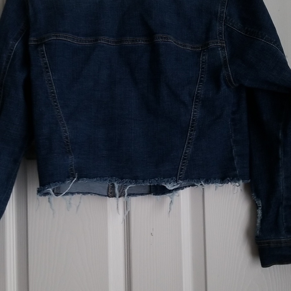American Rag Off The Rack Distressed Denim Jacket - Picture 8 of 12